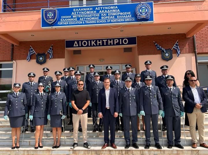 Η Ένωσής μας, παρευρέθηκαν, κατόπιν πρόσκλησης, στην τελετή ορκωμοσίας των νέων Υπαστυνόμων Β΄, προερχομένων από το Τμήμα Επαγγελματικής Μετεκπαίδευσης Ανθυπαστυνόμων (Τ.Ε.Μ.Α)