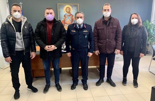 Επίσκεψη της Ένωσής μας στην Διεύθυνση Αστυνομίας Πιερίας - Συνάντηση με τον οικείο Αστυνομικό Διευθυντή και παράδοση Η/Υ στο Τμήμα Δίωξης Ναρκωτικών της Υ.Α. Κατερίνης