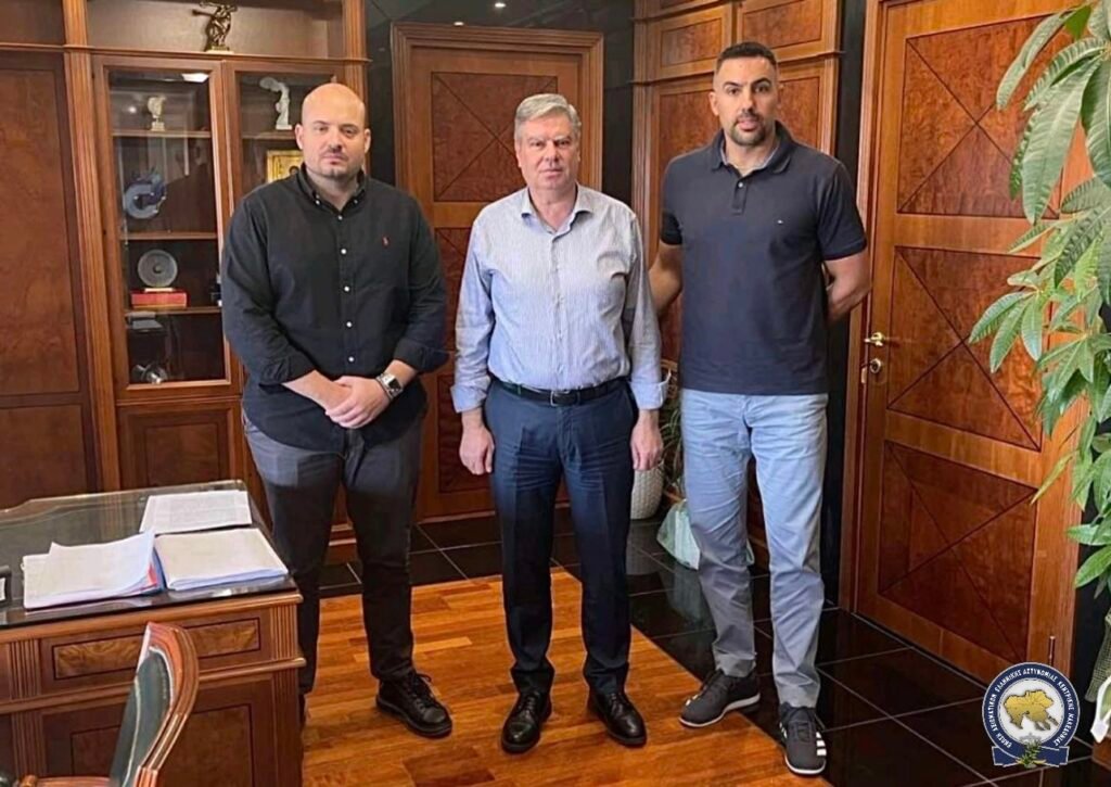 Συνάντηση μελών του προεδρείου μας με τον Αρχηγό του Σώματος Αντιστράτηγο κ. Λάζαρο Μαυρόπουλο